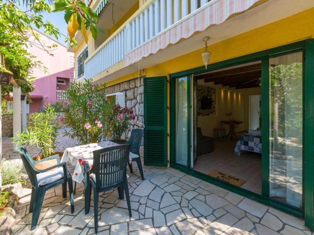 Apartments Neno Crikvenica Exterior photo